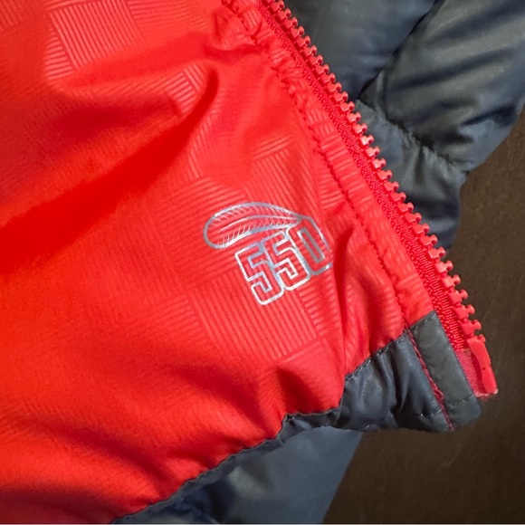Nike 550 Men's Red and Gray Puffer Vest - Picture 6 of 6